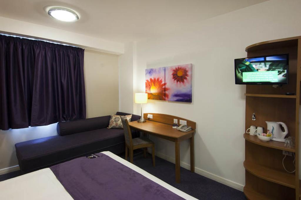 Premier Inn Birmingham Nec/Airport Bickenhill Δωμάτιο φωτογραφία